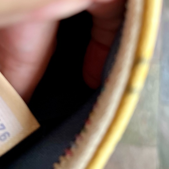 SOLD ππ Y2K Dooney & Burke Ranibow Bucket Bag .. excellent used Condition - Picture 9 of 12